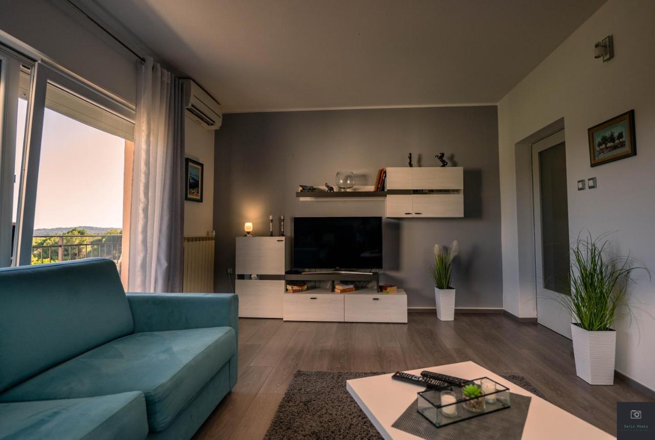 Apartman Nino Pula Buitenkant foto