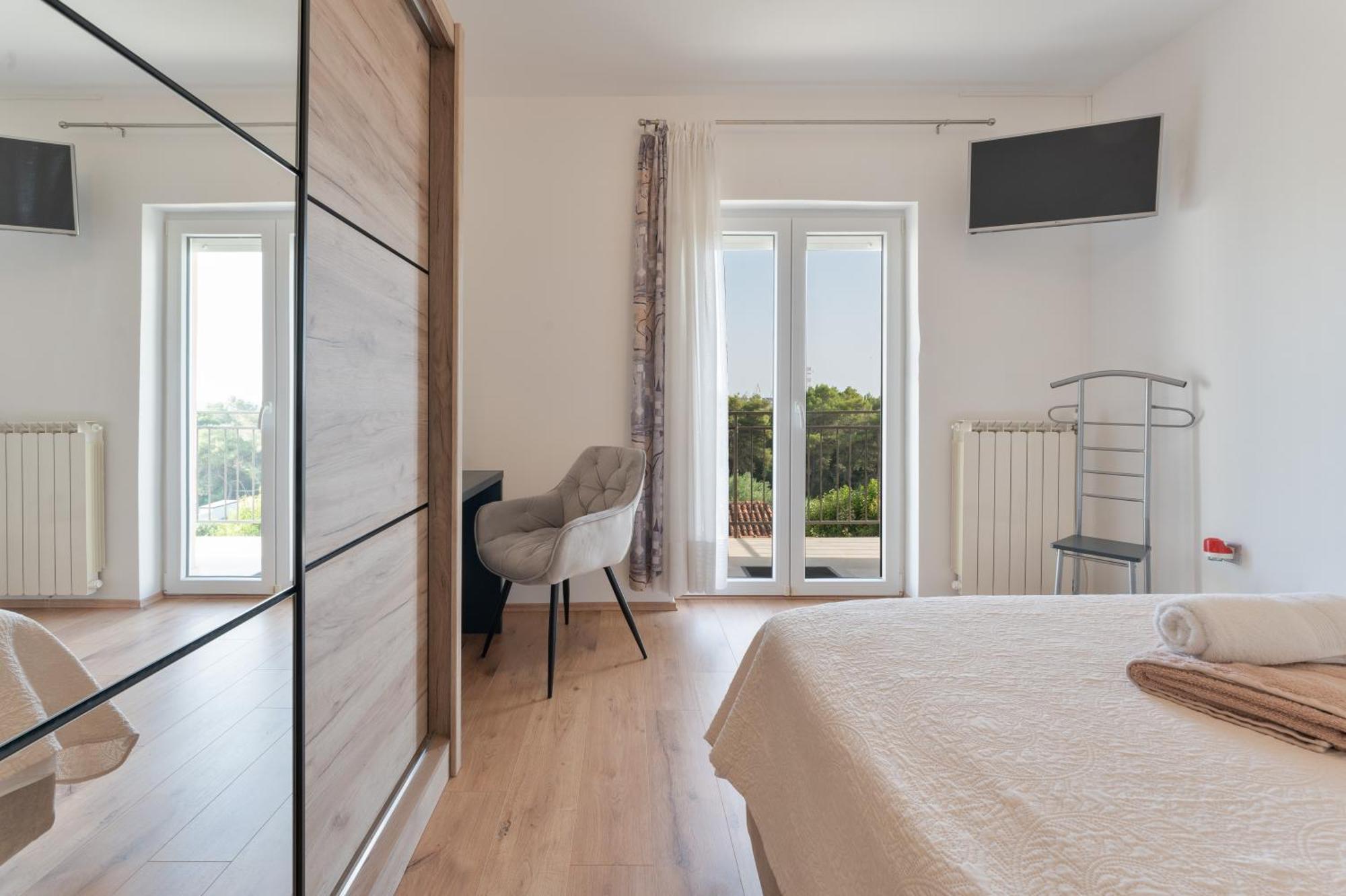 Apartman Nino Pula Buitenkant foto